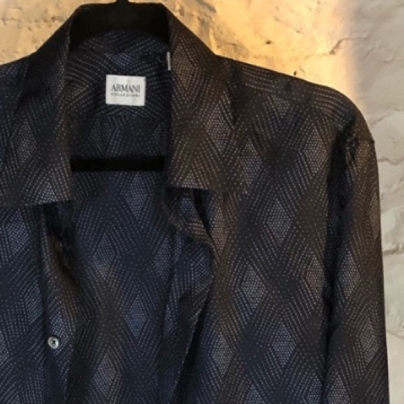 Armani Collezioni Other - Armani Collezioni silk dress shirt